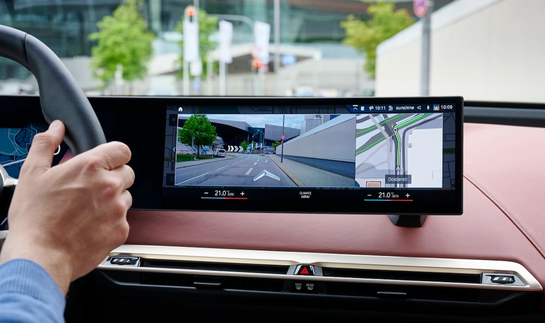 BBA加持/前裝突破20萬輛，汽車級(jí)AR賽道進(jìn)入「爆發(fā)前夜」